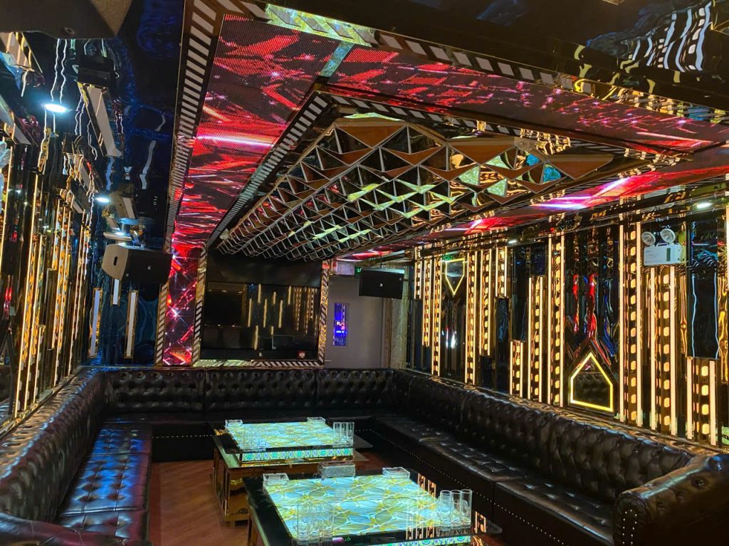 karaoke trần khát chân