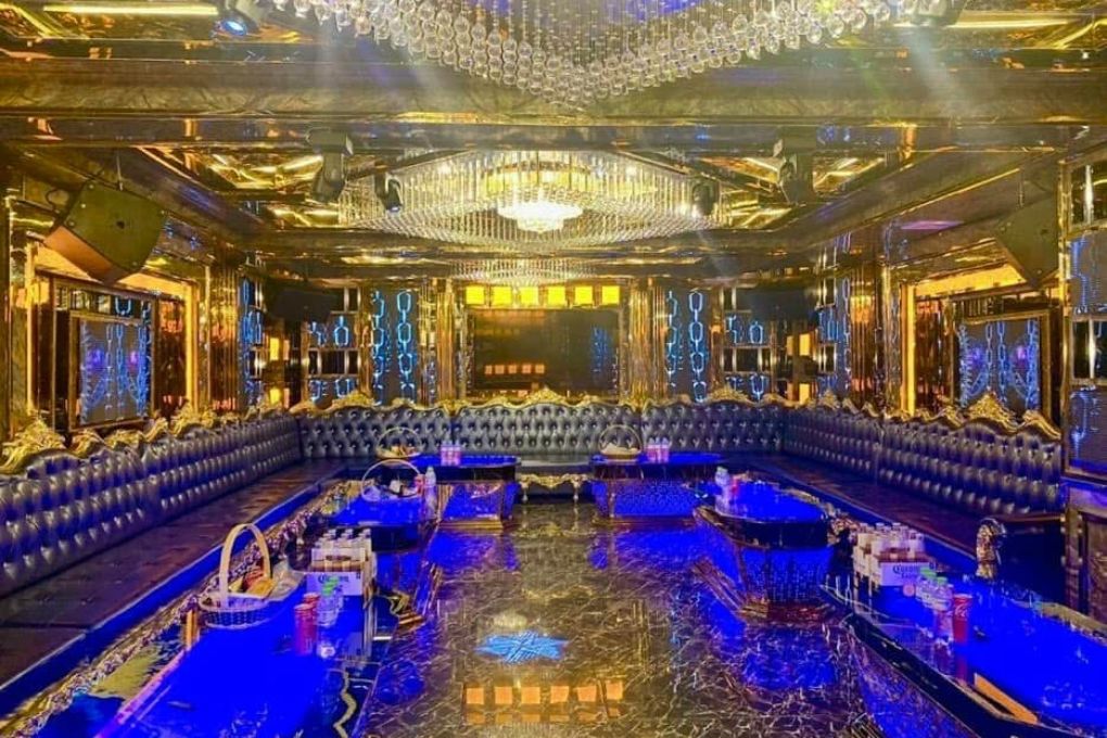 Karaoke Grand 300 Xã Đàn