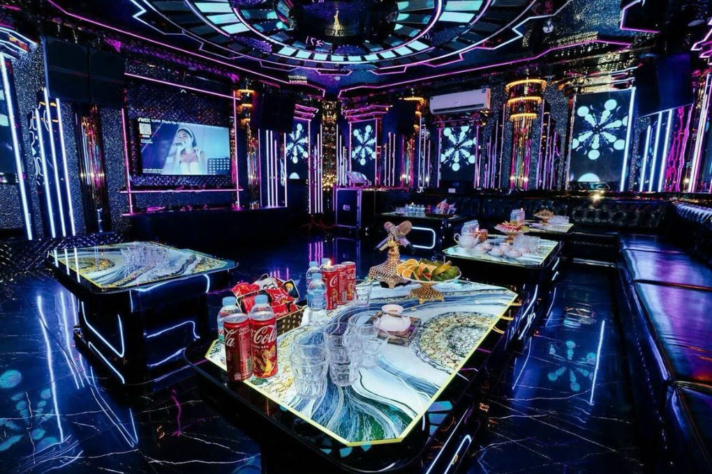 Karaoke iOne 180 Nguyễn Tuân