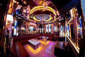 Karaoke Hoàng Gia 85 Nguyễn Khang