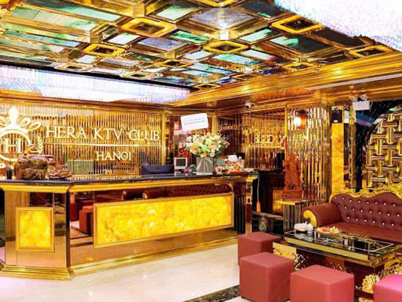 Karaoke Hera Ktv 53 Nguyễn Khắc Hiếu tọa lạc tại khu phố Trúc Bạch nên thơ