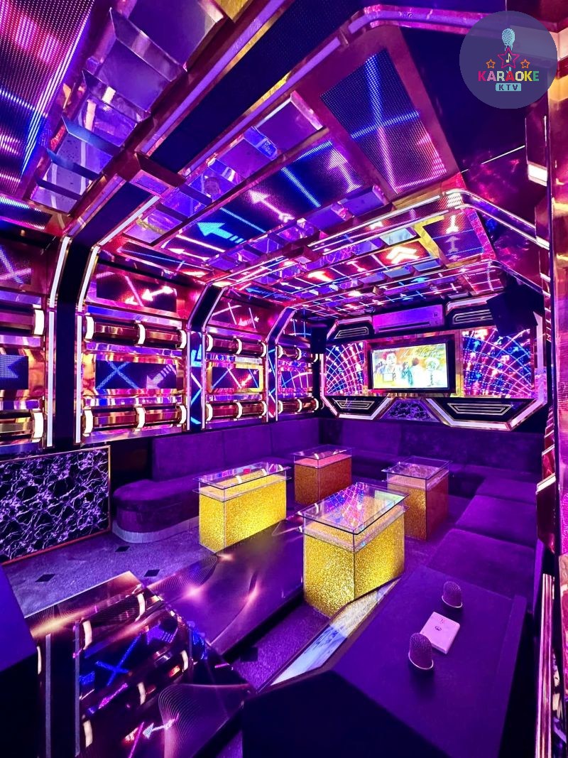 Karaoke Hồng Thúy