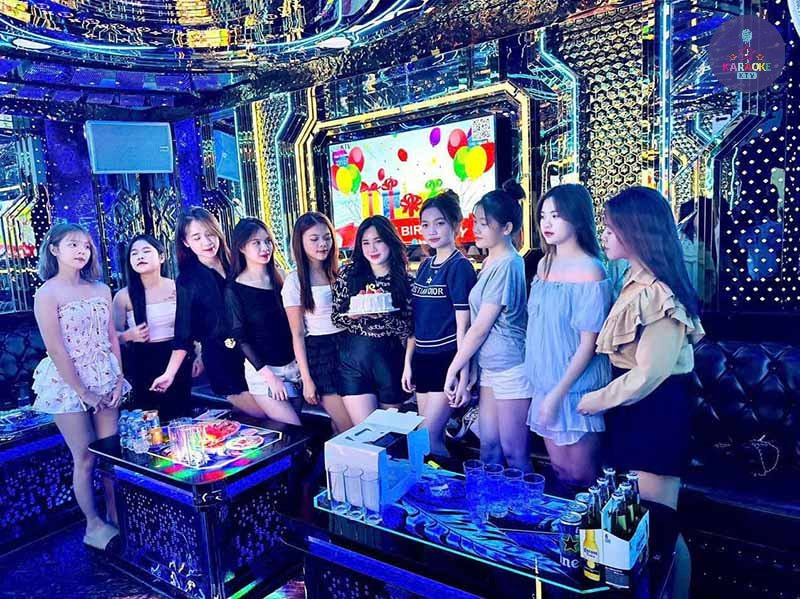 Karaoke KĐT Văn Phú: Vị trí lý tưởng, dễ dàng di chuyển