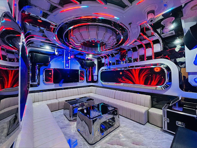 Karaoke New Sky Tố Hữu tọa lack tại số 16, khu phố Thương Mại 24h Tố Hữu, ngã tư Vạn Phúc, Hà Đông, Hà Nội