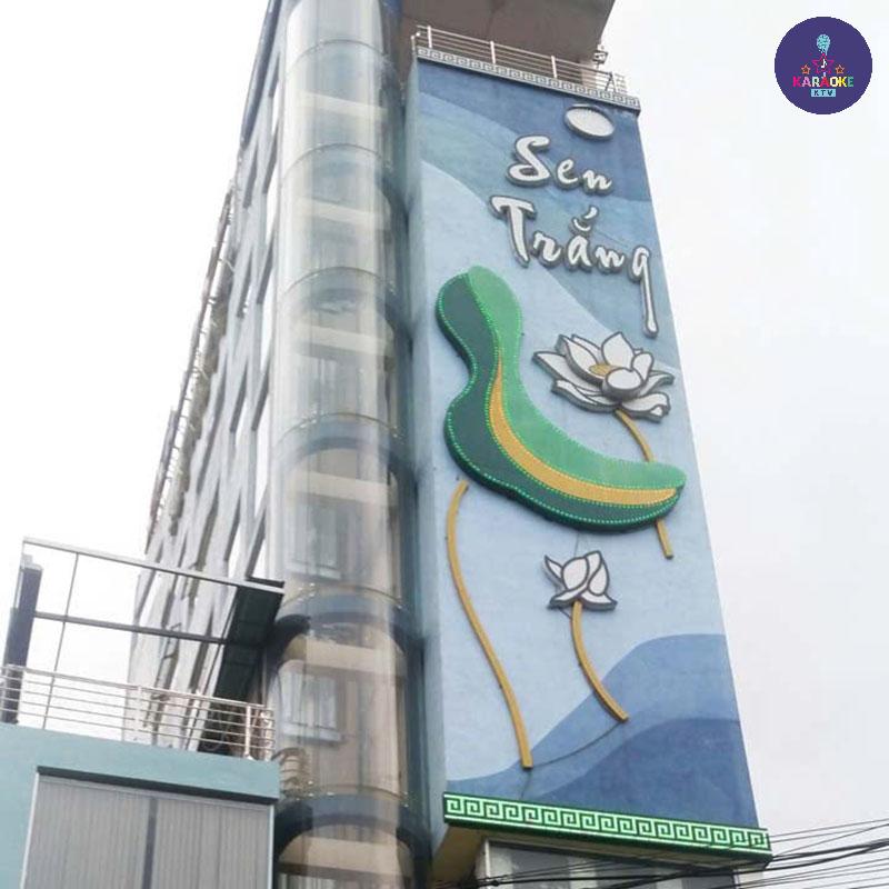 Bar – Karaoke Sen Trắng