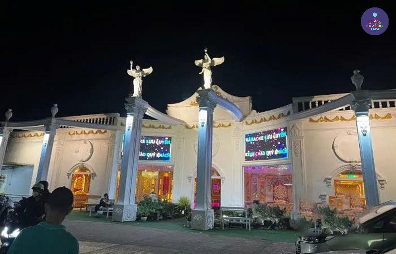 Karaoke Lưu Luyến