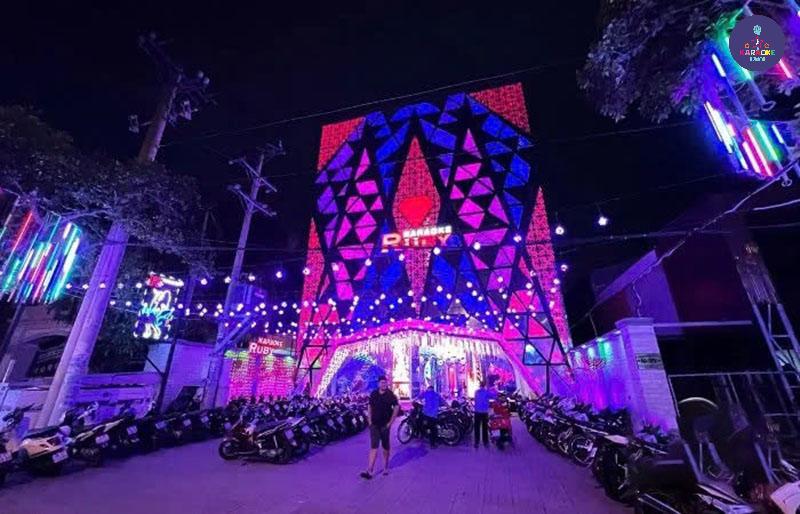 Karaoke Quốc Quỳnh