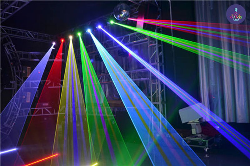 Tại Sao Nên Lắp Đèn Moving Head & Laser Cho Quán Karaoke?