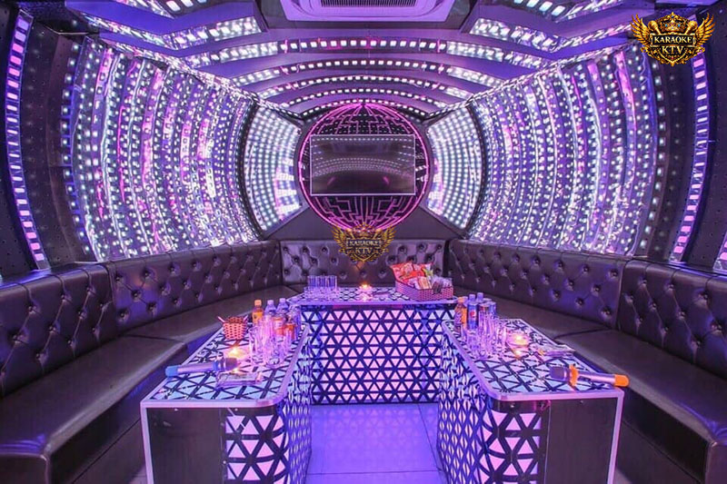 Dịch vụ Tổ chức Sự kiện & Giải trí Đa dạng Tại Karaoke iOne 180 Nguyễn Tuân