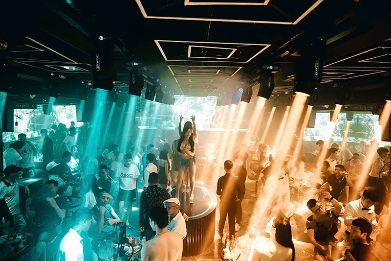 Âm Nhạc Sôi Động, Menu Hấp Dẫn