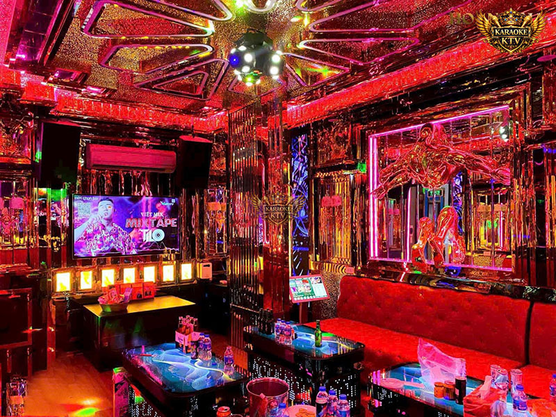 Dịch vụ tổ chức sự kiện trọn gói Tại Karaoke Hoàng Gia 85 Nguyễn Khang