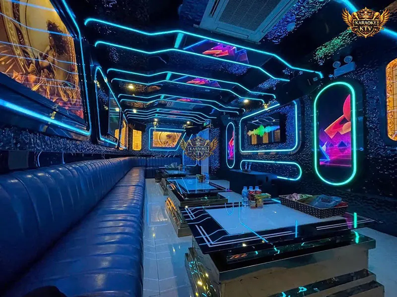 Chất lượng âm thanh chuẩn phòng thu, nịnh giọng ca sĩ.