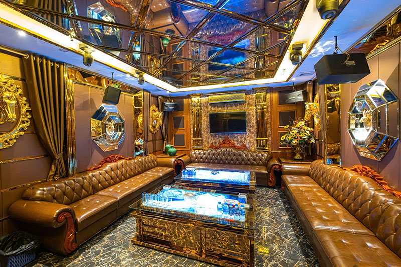 Không gian sang trọng tại Karaoke Nhất Thống KTV 18 Thi Sách