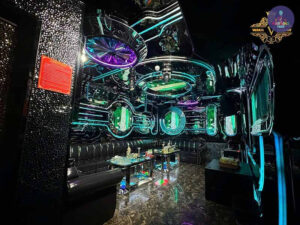 Karaoke Venus 61 Giang Biên