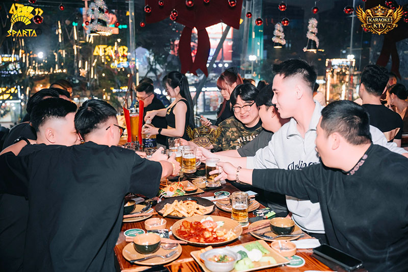 Khám phá Menu Ẩm thực Âu Á & Thế giới đồ uống Tại Spatar Beer Club 165 Thái Hà