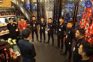 Quản Lý Quán Karaoke Chuyên Nghiệp Cho Người Mới