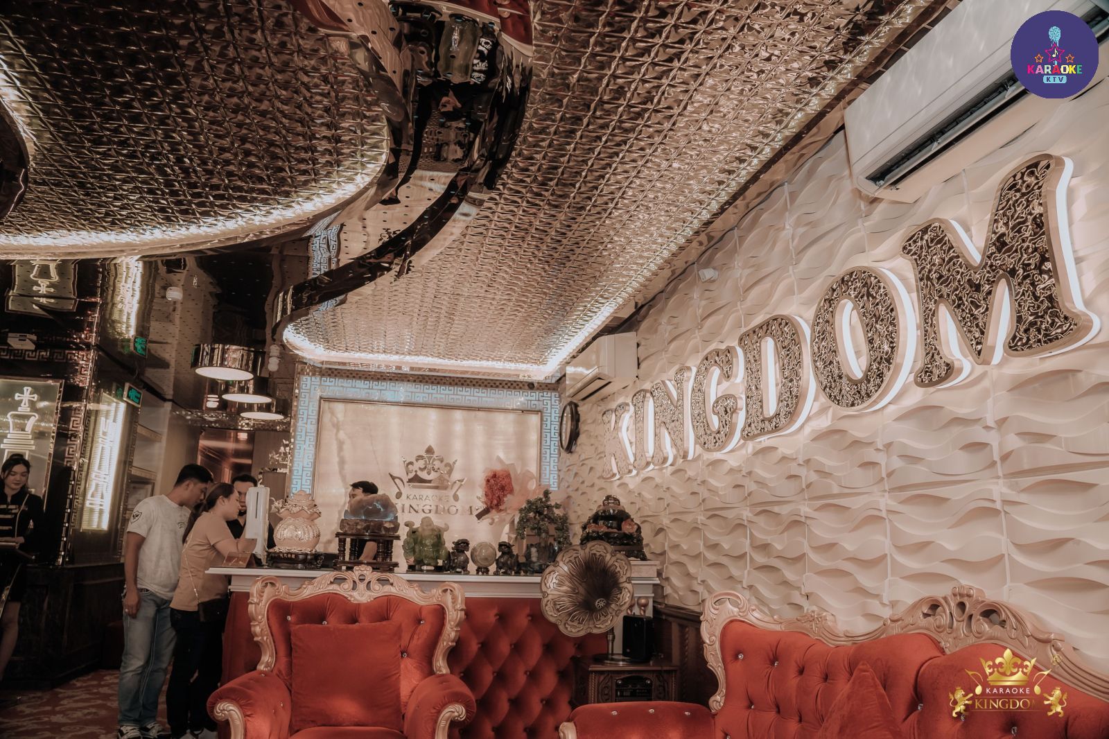 Tại Sao Local SEO Là “Vũ Khí Bí Mật” Của Quán Karaoke Thành Công?