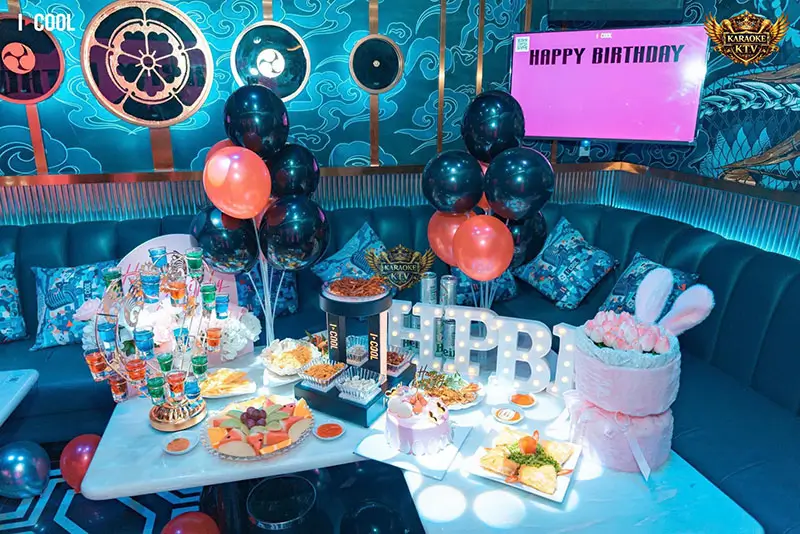 Biến buổi hát karaoke thành bữa tiệc ẩm thực thịnh soạn