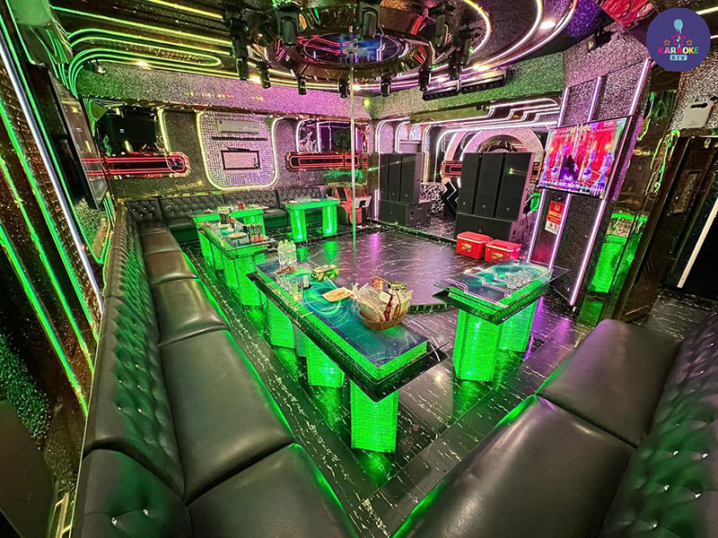 Các loại phòng hát và bảng giá chi tiết mới nhất