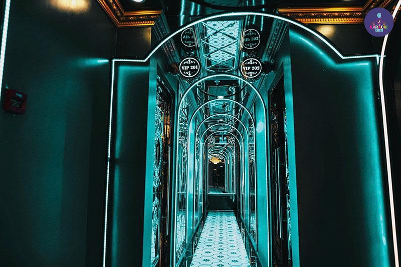 Cách di chuyển nhanh nhất đến Karaoke Safari 202 Nguyễn Trãi