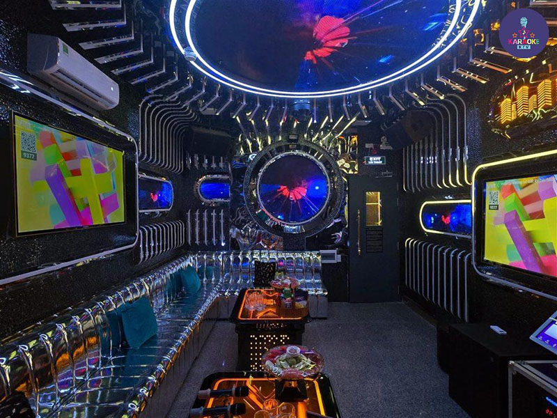 Đã sẵn sàng “quẩy tới bến” tại Karaoke The Tree 221 Phan Văn Trị chưa?