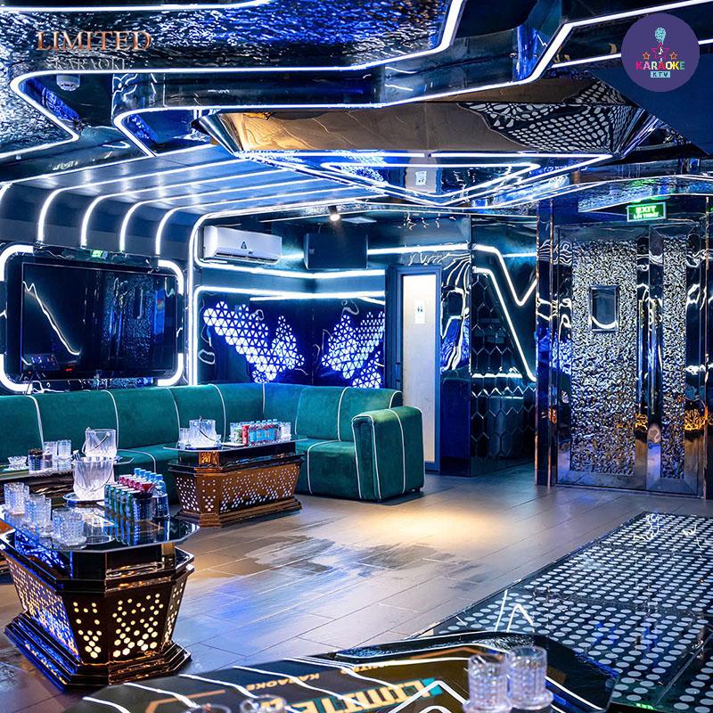 Đây không chỉ là quán karaoke – đây là “trụ sở hạnh phúc” của đàn ông Sài Gòn