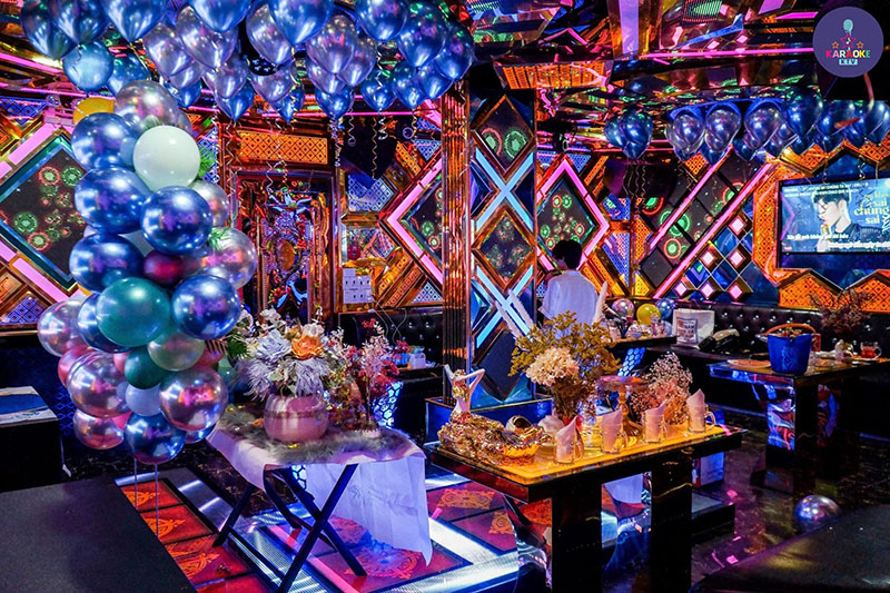 Đến Với Karaoke PHONG PHÚ 361 Tân Sơn Ngay Hôm Nay!