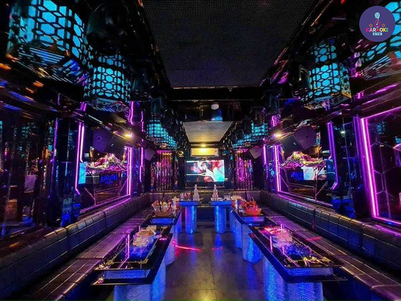 Giá phòng tại Amazon thuộc mức trung – khá nhưng chất lượng vượt trội hoàn toàn so với mặt bằng Tân Phú