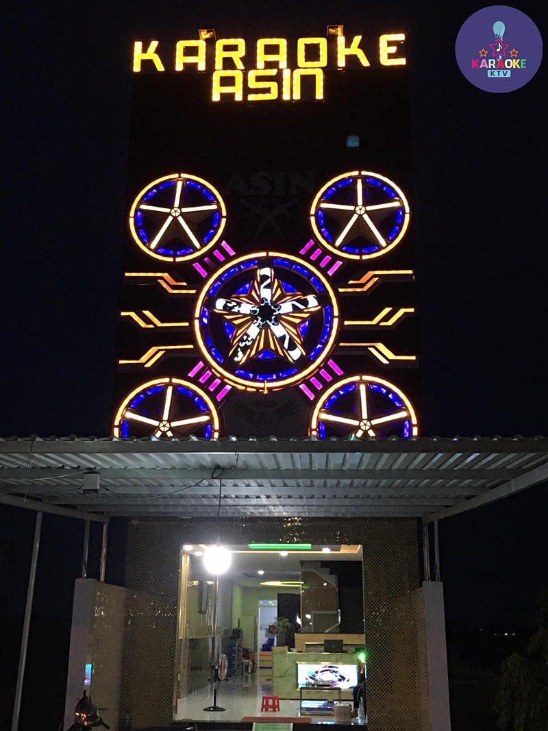 Karaoke ASIN sở hữu vị trí vàng tại 487 Lã Xuân Oai, Phường Long Trường, Quận 9 (nay thuộc TP. Thủ Đức), TP. Hồ Chí Minh
