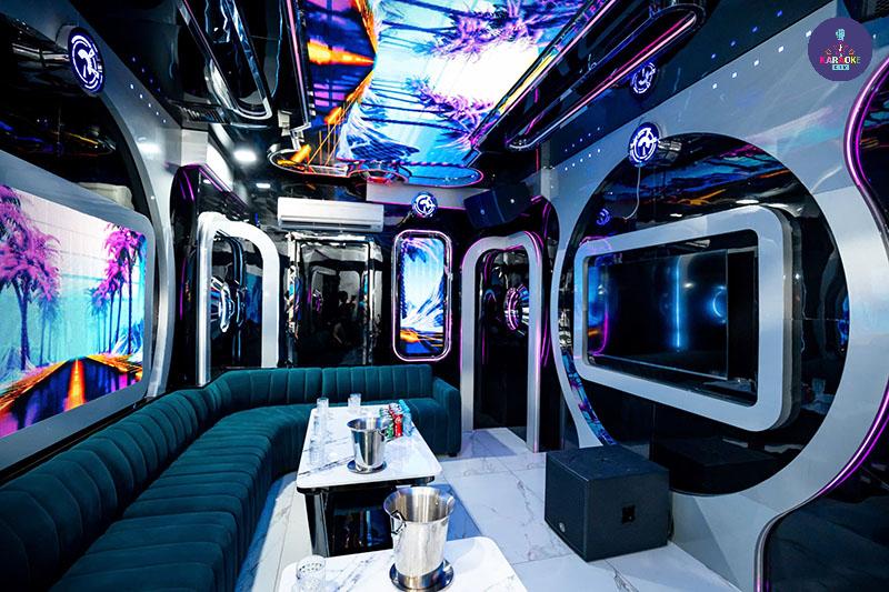 Karaoke Atlantis 31-33 Đề Thám nằm tại số 31-33 Đường Đề Thám, Phường Cô Giang, Quận 1, TP.HCM