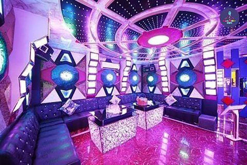 Karaoke Gold 155-157 Nguyễn Trãi là một trong những quán karaoke hàng đầu Quận 5