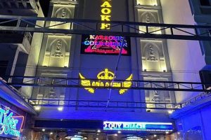 Karaoke Gold Queen - 943 Huỳnh Tấn Phát