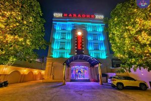 Karaoke Golden Bell - 750 Nguyễn Văn Quá