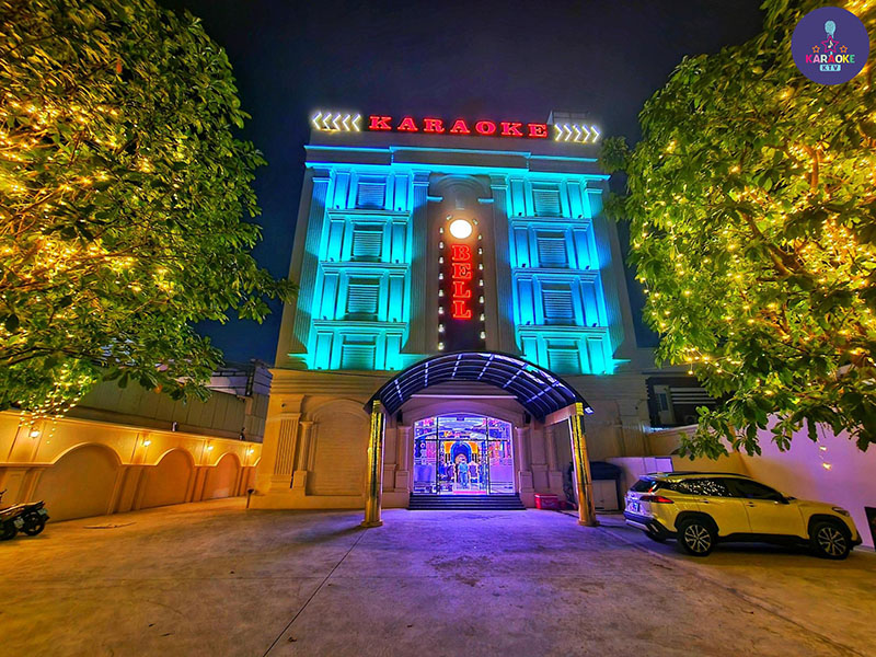 Karaoke Golden Bell - 750 Nguyễn Văn Quá