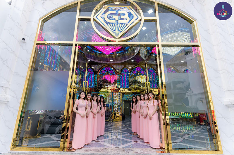 Karaoke Golden Bell nằm ngay mặt tiền 260-262 Gò Dầu, phường Tân Quý, quận Tân Phú