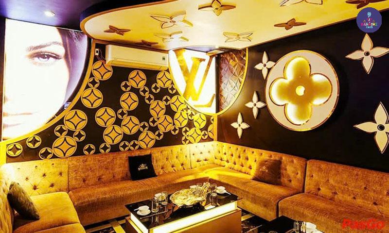 Karaoke Kingdom - 218-220 Trần Quang Khải được thiết kế theo phong cách “vương quốc” thực thụ