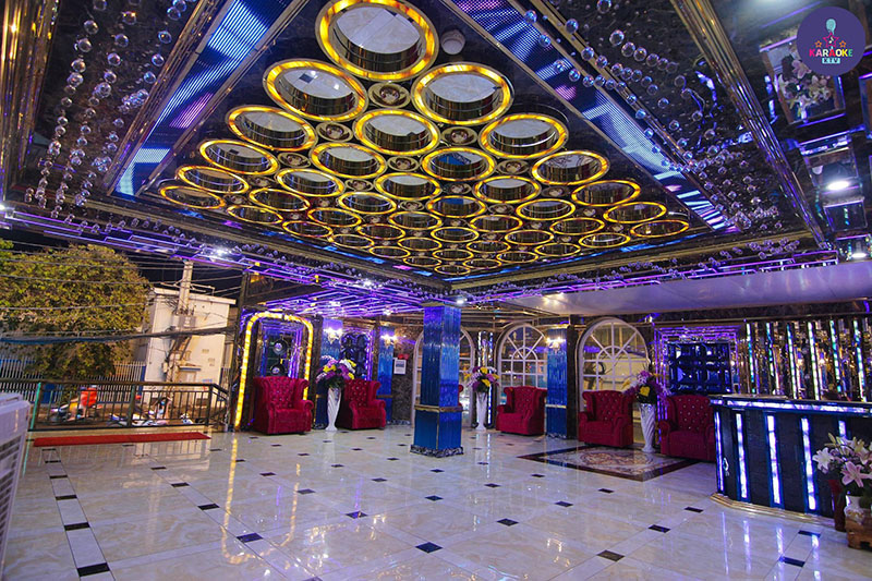 Karaoke Lucky Star tọa lạc tại số 346 Phan Văn Trị, Phường 11, Quận Bình Thạnh, TP. Hồ Chí Minh
