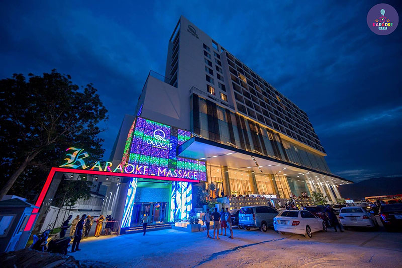 Karaoke & Massage Quốc Tế