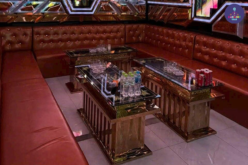 Karaoke Queen Bee nhận điểm trung bình 4.5/5 sao