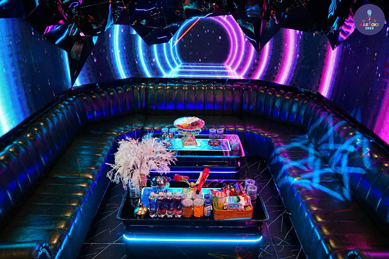 Karaoke Top Top KTV nằm tại địa chỉ chính thức 107 - 109 Tô Hiệu, Phường Phú Thạnh, Quận Tân Phú, TP. Hồ Chí Minh