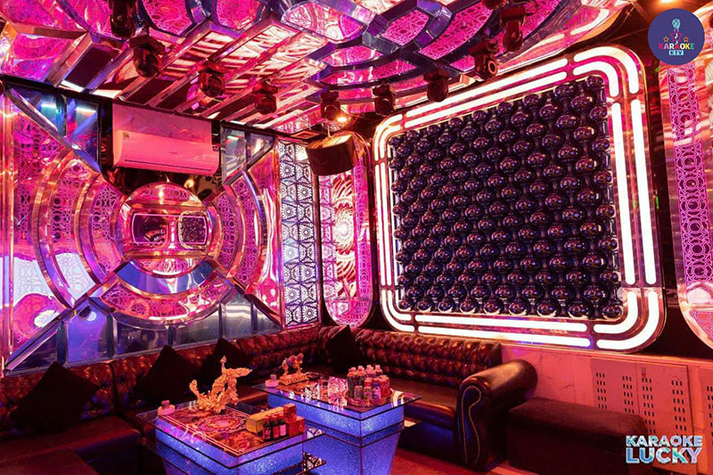 Không Gian Phòng Hát & Âm Thanh Đỉnh Cao Tại Karaoke Lucky 171-173-175