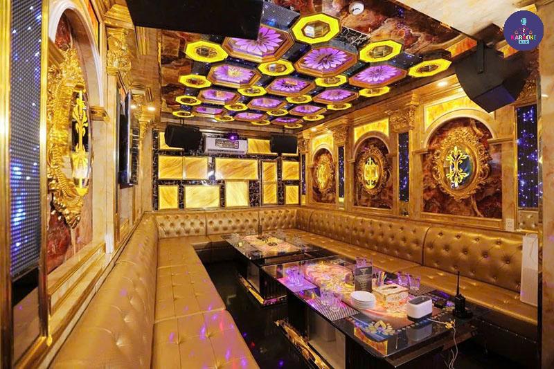 Không gian sang trọng và hệ thống âm thanh hiện đại