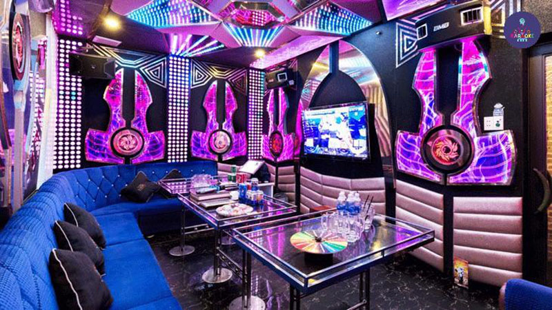 Không gian tại Karaoke Dragon-K được thiết kế theo phong cách Á Đông hiện đại