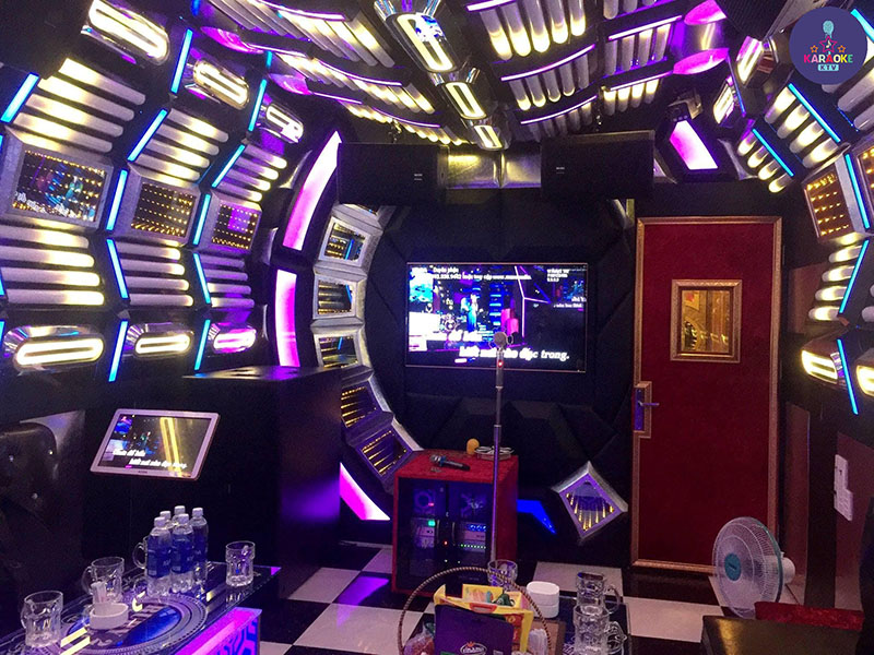 Không gian và tiện ích tại Karaoke AMZ – Sang nhưng không “chặt chém”
