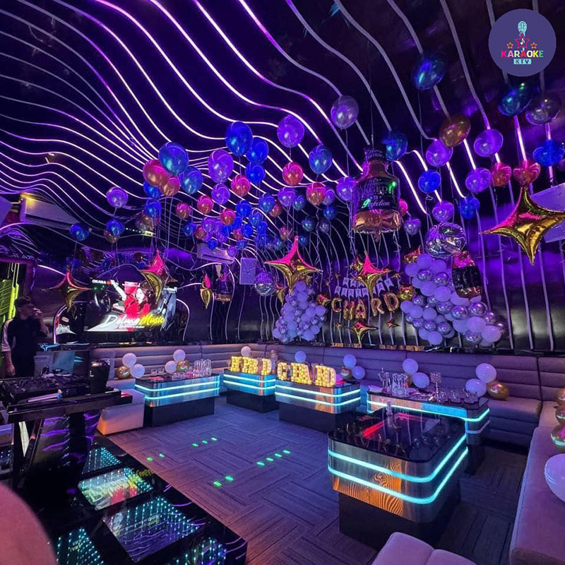 Không Gian Và Trải Nghiệm Hát Hò Tại Karaoke Hao Man Party K