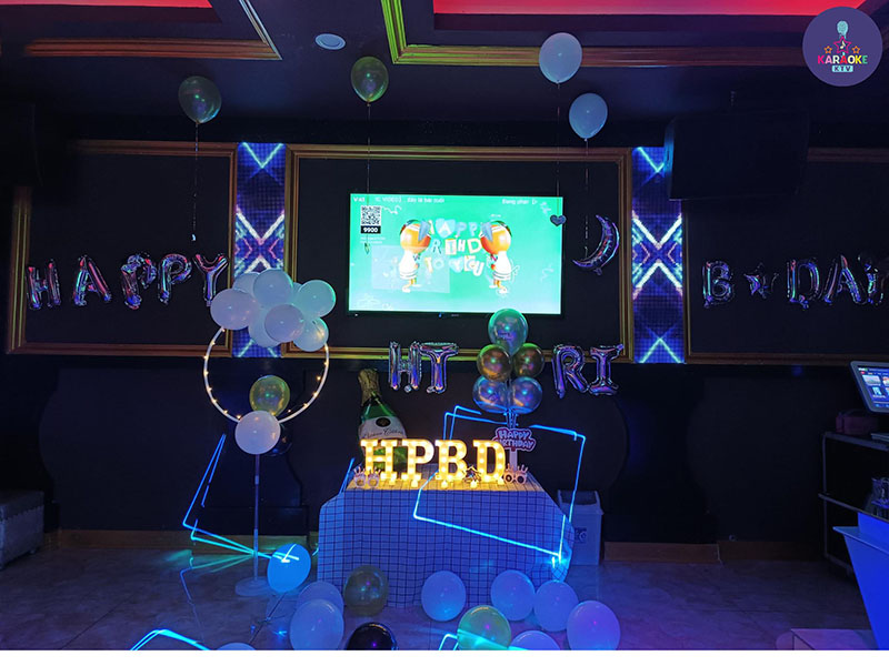 Menu Ăn Uống & Dịch Vụ Hỗ Trợ Tại Karaoke 5 Sao