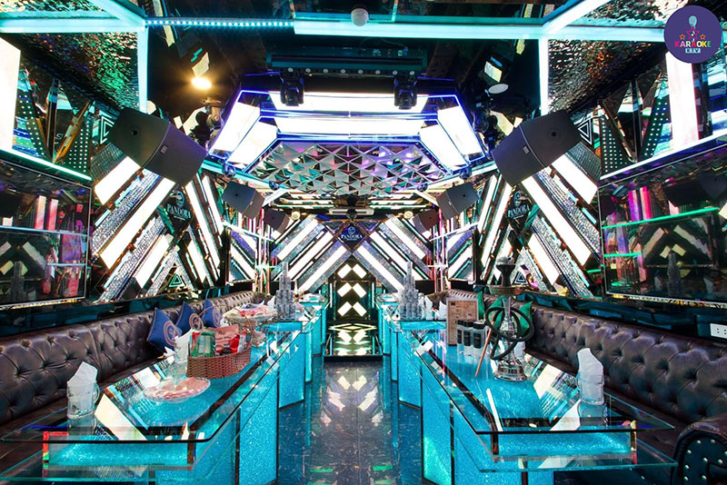 Quán nằm ngay mặt tiền đường lớn nên cực kỳ dễ tìm