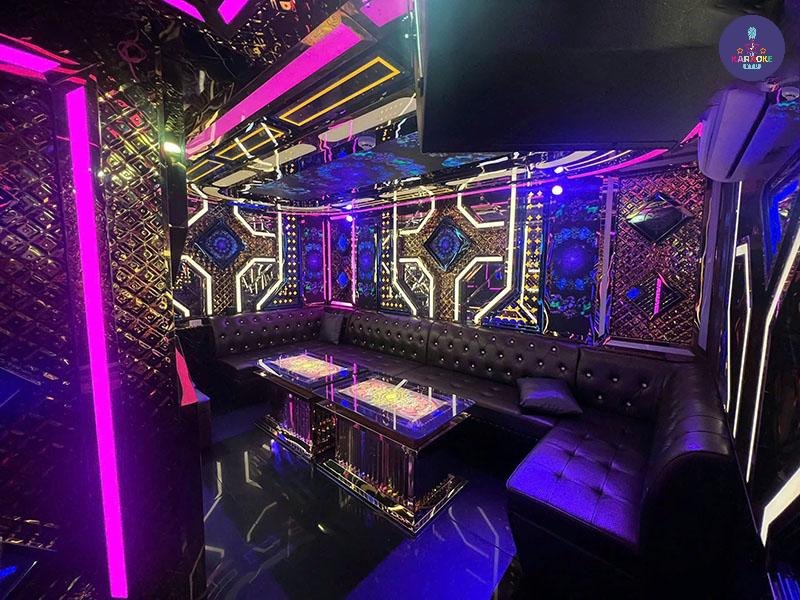 Trải nghiệm dịch vụ và đánh giá từ khách hàng