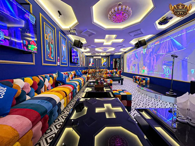 Tọa lạc trên trục đường giao thương huyết mạch, dễ dàng nhận diện từ xa