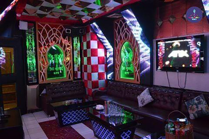 Việc di chuyển đến Karaoke Gold 155-157 Nguyễn Trãi vô cùng thuận tiện